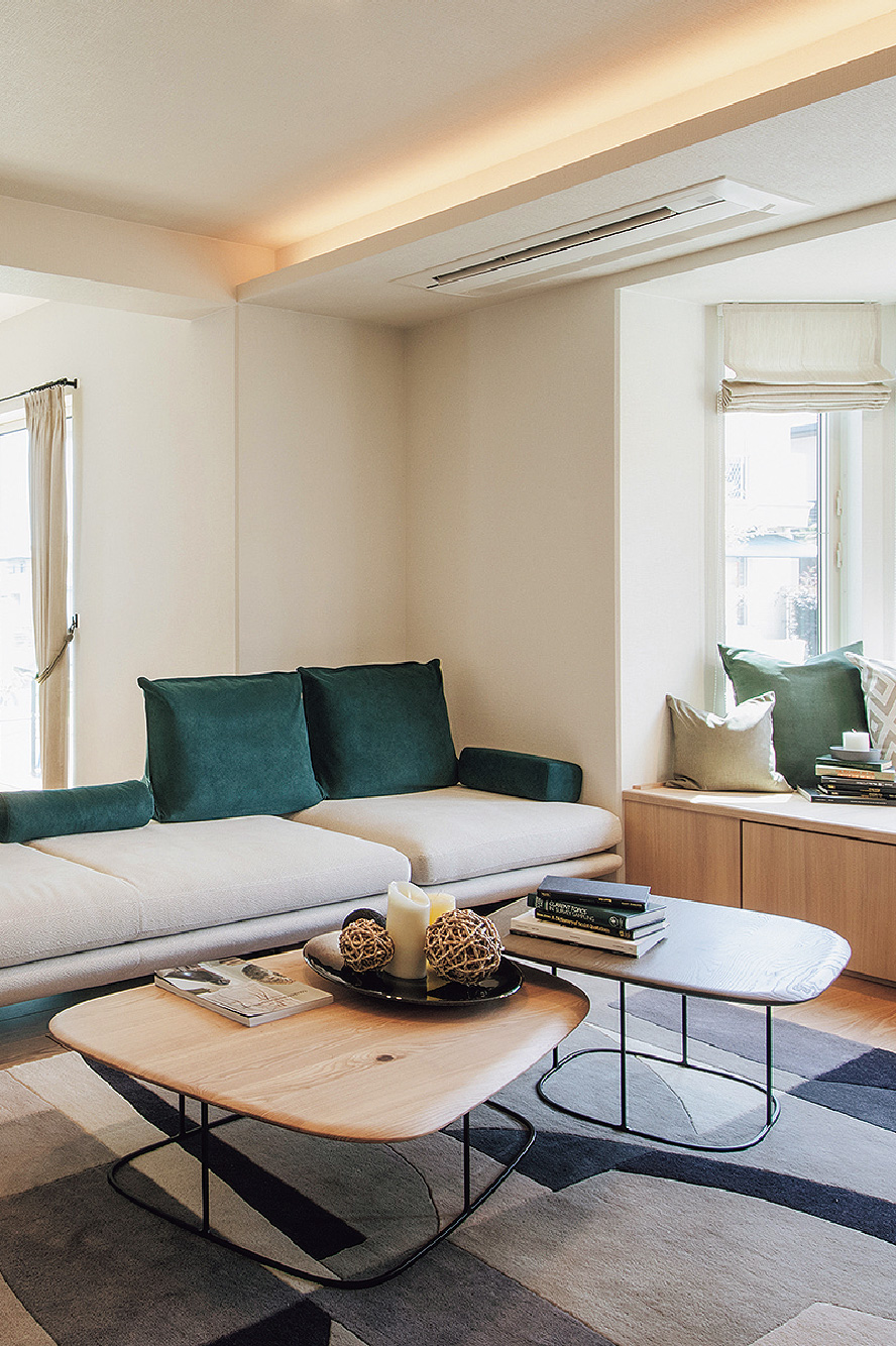 おしゃれなリビングの写真