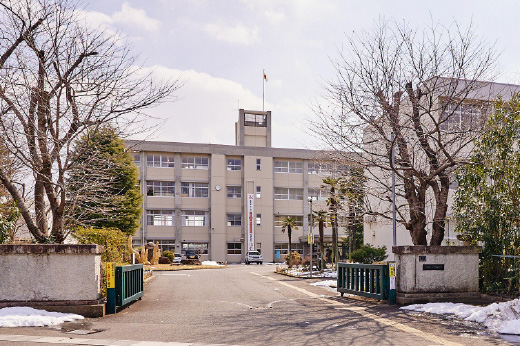 滋賀県立八日市南高等学校の外観写真