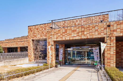 東近江市立八日市文化芸術会館の外観写真