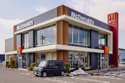 マクドナルド 八日市店の外観写真