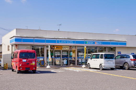 ローソン 東近江東沖野五丁目店の外観写真